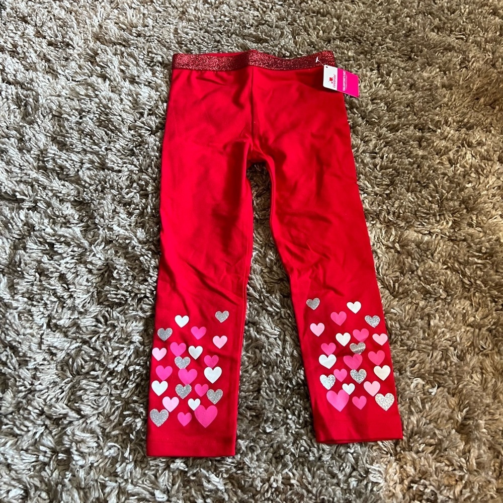 NWT Celebrate‎ Valentine’s Day red heart leggings